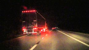 Установка дополнительного светового оборудования для грузовиков