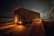 Установка дополнительного светового оборудования для грузовиков