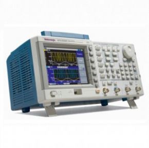 Универсальный генератор сигналов Tektronix AFG3102C