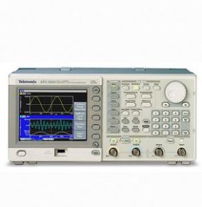 Универсальный генератор сигналов Tektronix AFG3022C