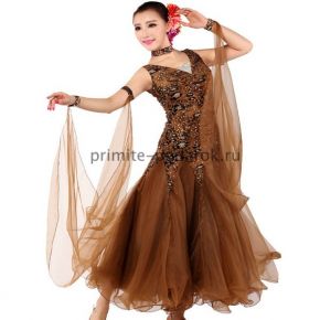 Пышное платье для бальных танцев без рукавов коричневое