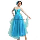 Пышное платье для бальных танцев голубое